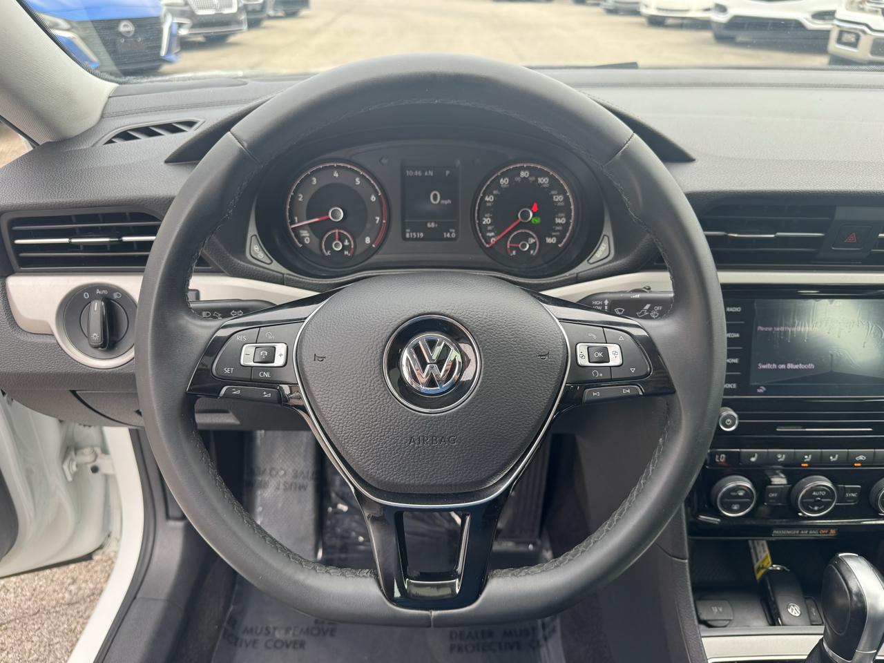 Volkswagen Passat SE 2021