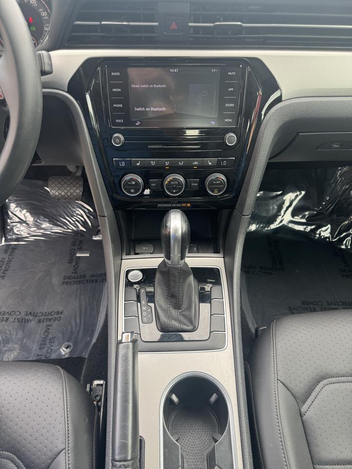 Volkswagen Passat SE 2021