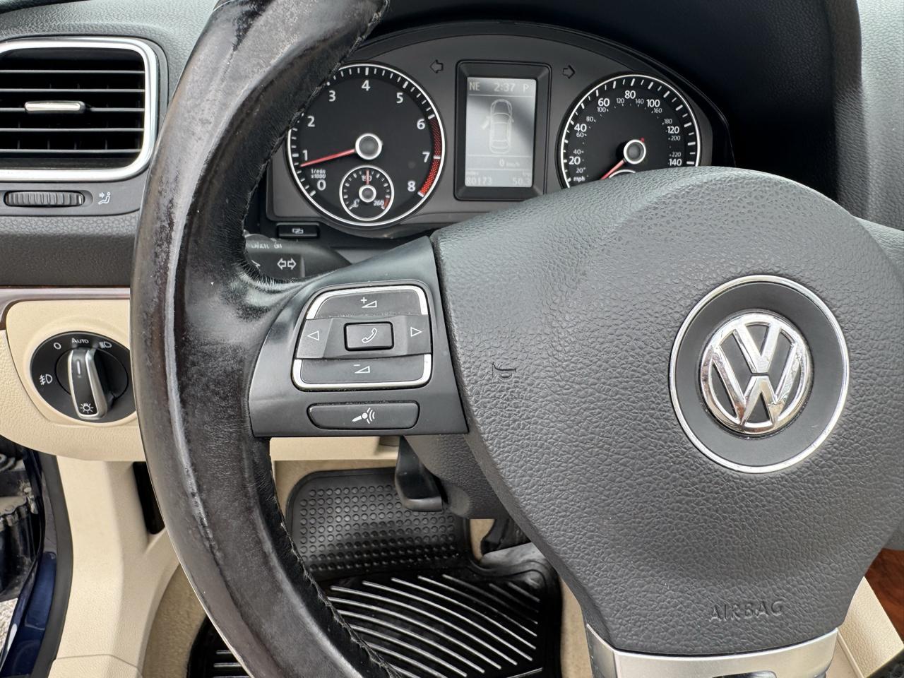 Volkswagen Eos Lux 2012
