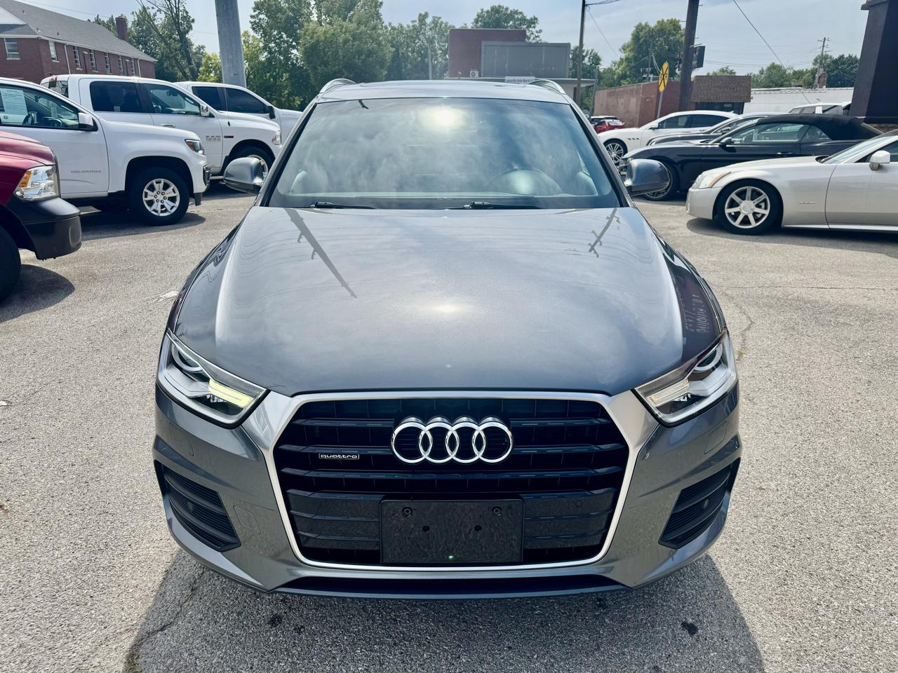 Audi Q3 2.0T quattro Premium Plus 2016