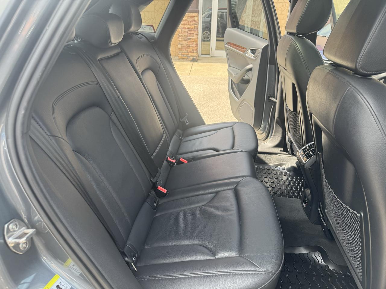 Audi Q3 2.0T quattro Premium Plus 2016