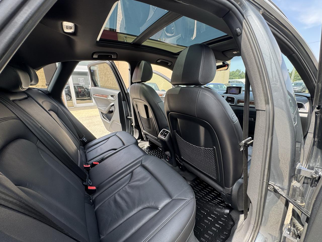 Audi Q3 2.0T quattro Premium Plus 2016
