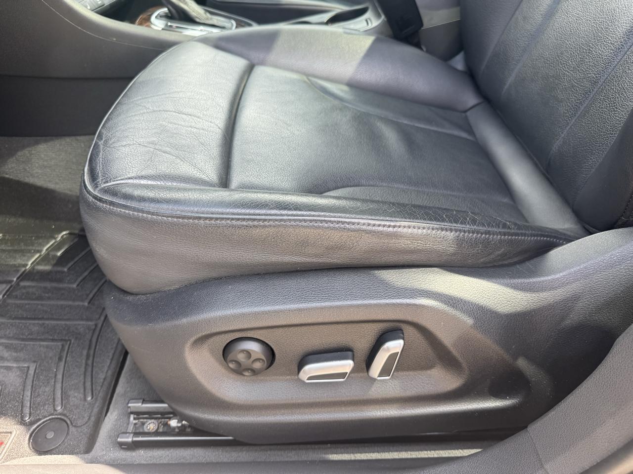 Audi Q3 2.0T quattro Premium Plus 2016