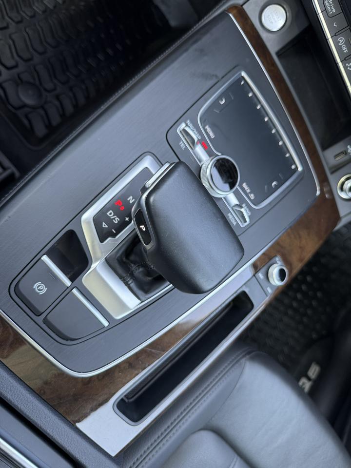 Audi Q5 2.0T Premium Plus quattro 2019