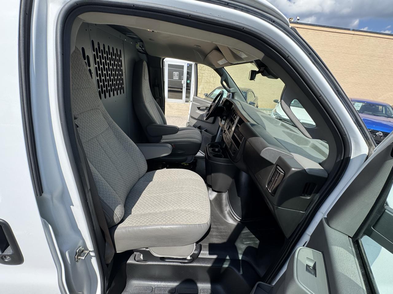Chevrolet Express 2500 Cargo 2021