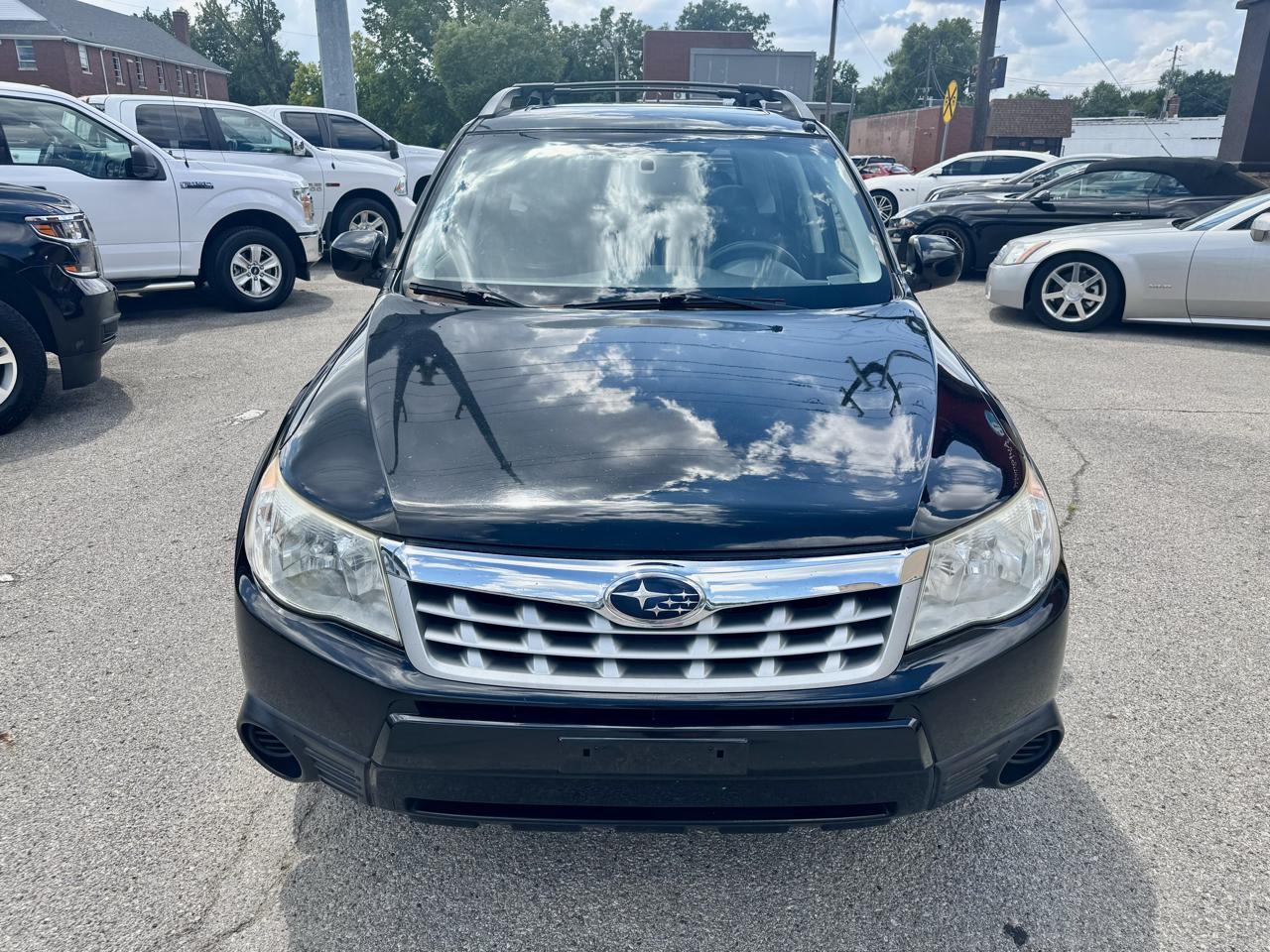 Subaru Forester 2.5X Premium 2011