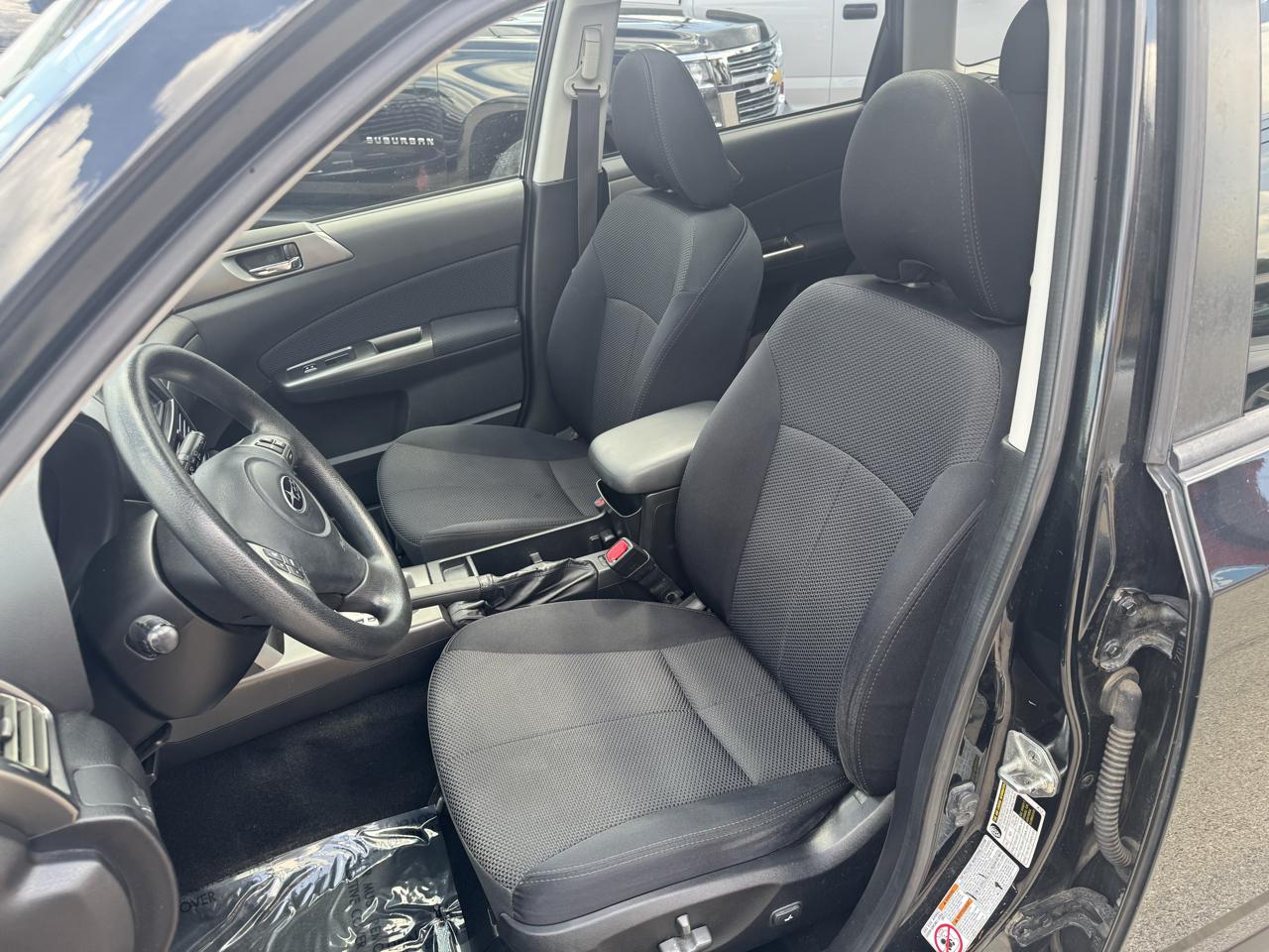 Subaru Forester 2.5X Premium 2011