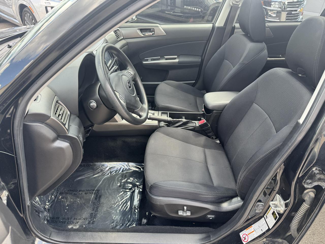 Subaru Forester 2.5X Premium 2011
