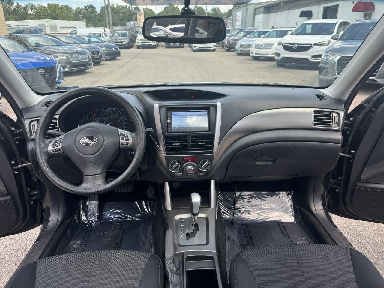 Subaru Forester 2.5X Premium 2011