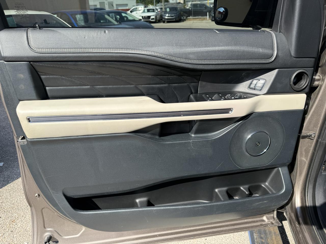 Ford Expedition Platinum 4WD 2018
