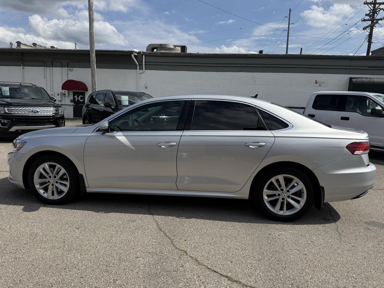 Volkswagen Passat SE 2020
