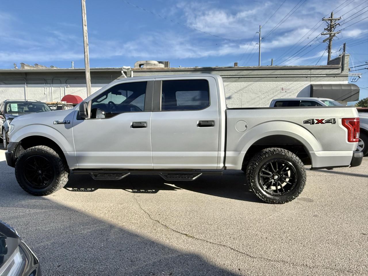Ford F-150 XL SuperCrew 5.5-ft. Bed 4WD 2015