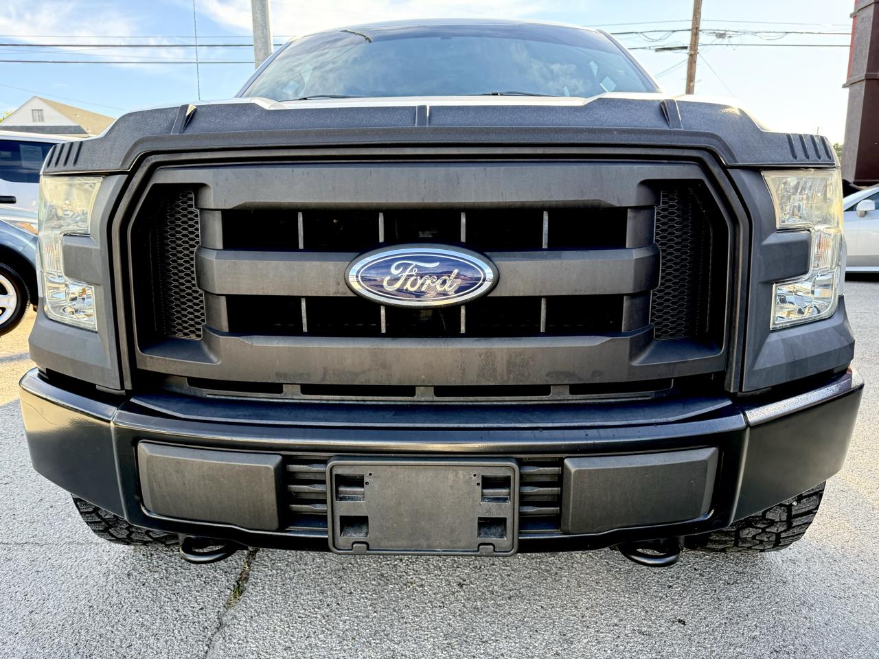 Ford F-150 XL SuperCrew 5.5-ft. Bed 4WD 2015