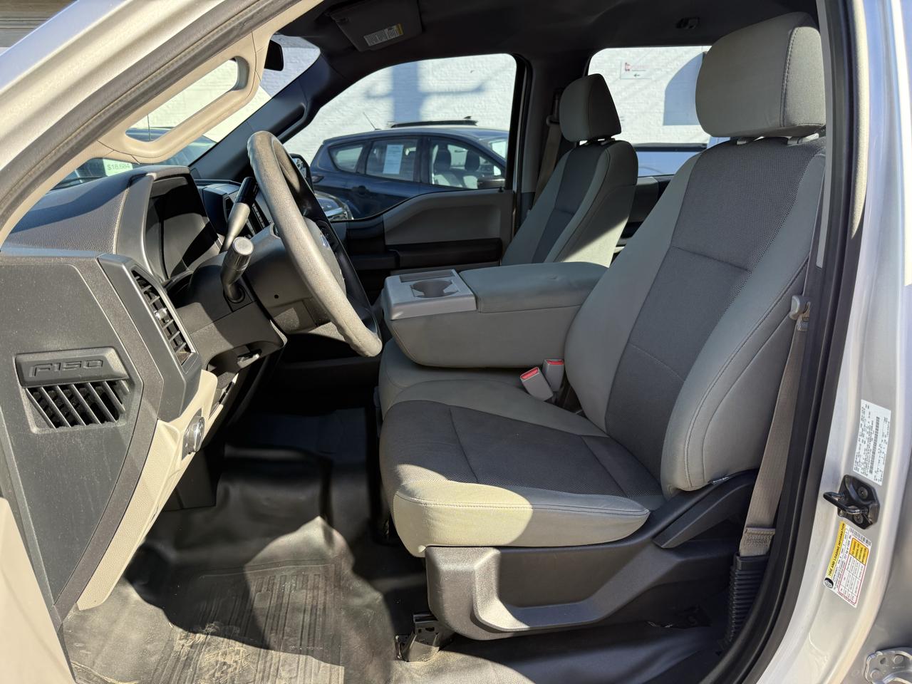 Ford F-150 XL SuperCrew 5.5-ft. Bed 4WD 2015