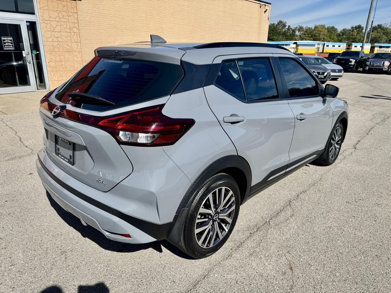 Nissan Kicks SR 2023