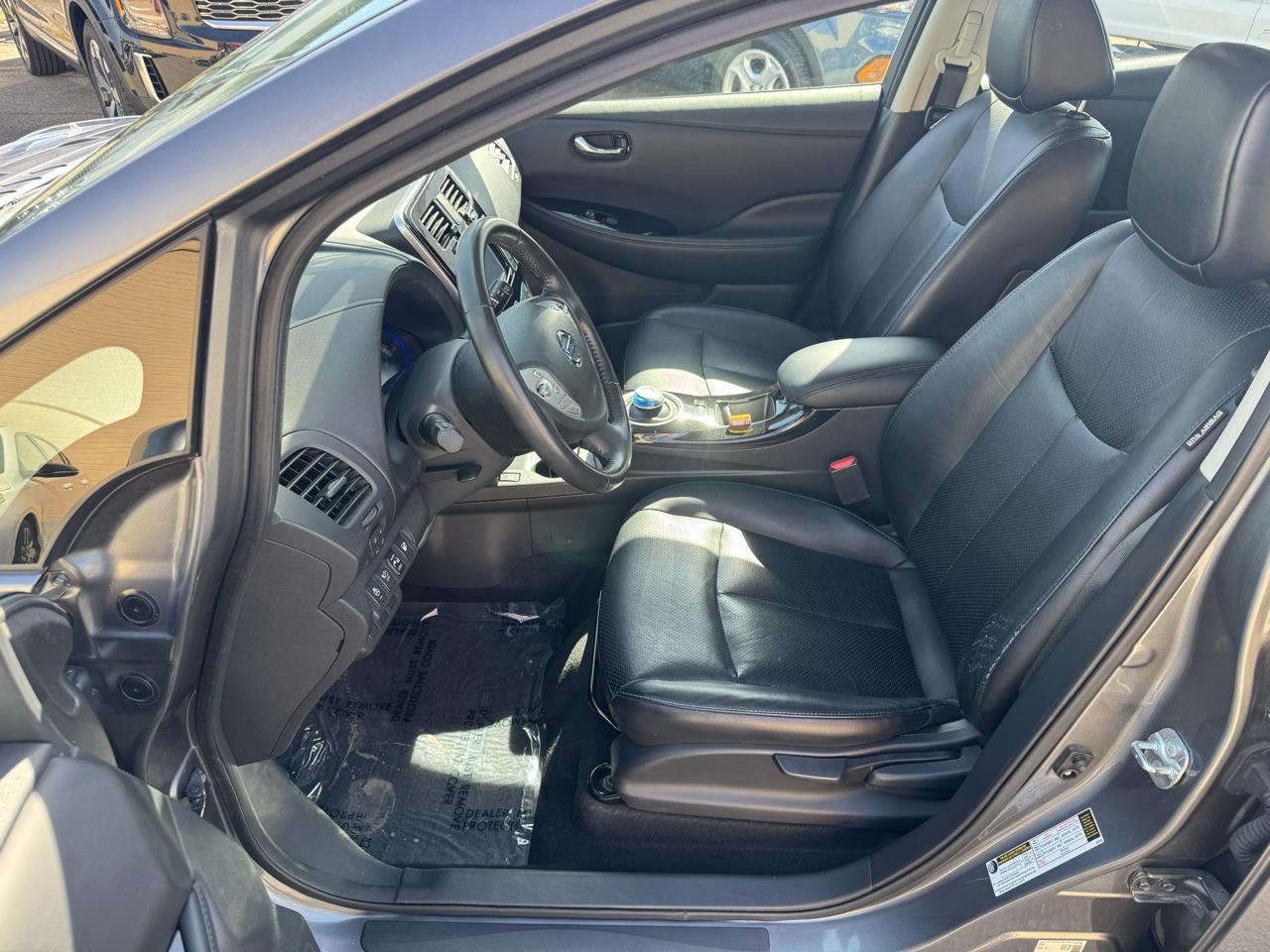 Nissan Leaf SL 2016