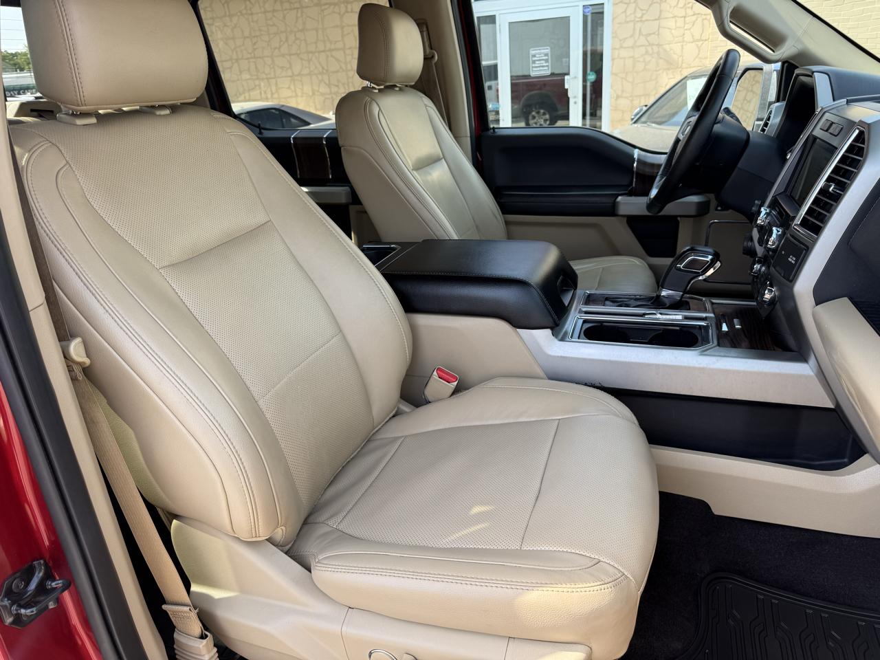 Ford F-150 Lariat SuperCrew 5.5-ft. Bed 4WD 2016