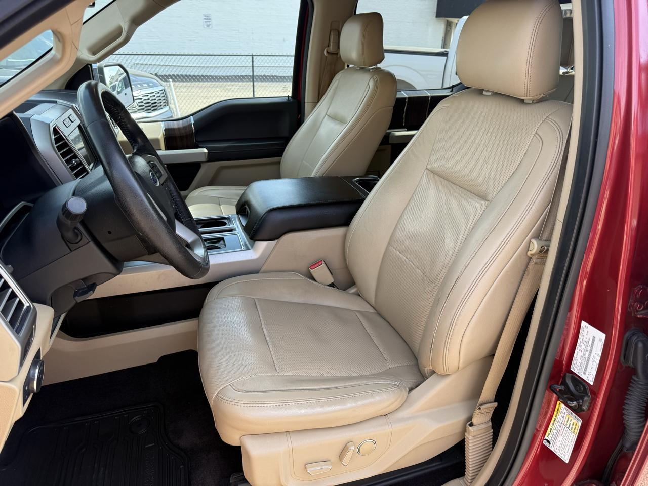 Ford F-150 Lariat SuperCrew 5.5-ft. Bed 4WD 2016