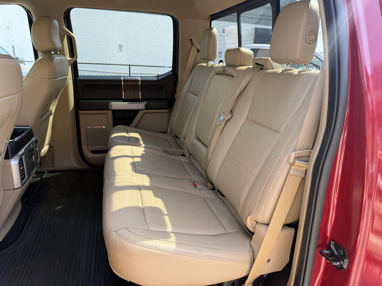 Ford F-150 Lariat SuperCrew 5.5-ft. Bed 4WD 2016