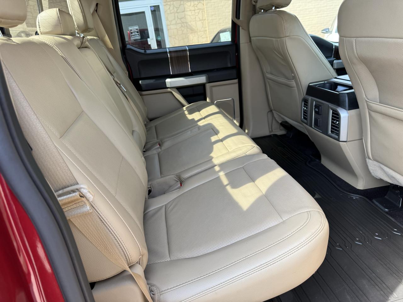 Ford F-150 Lariat SuperCrew 5.5-ft. Bed 4WD 2016