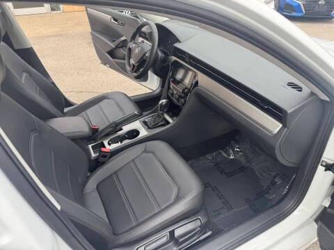 Volkswagen Passat SE 2021