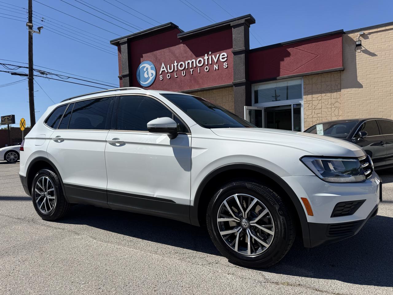 Volkswagen Tiguan S 2021