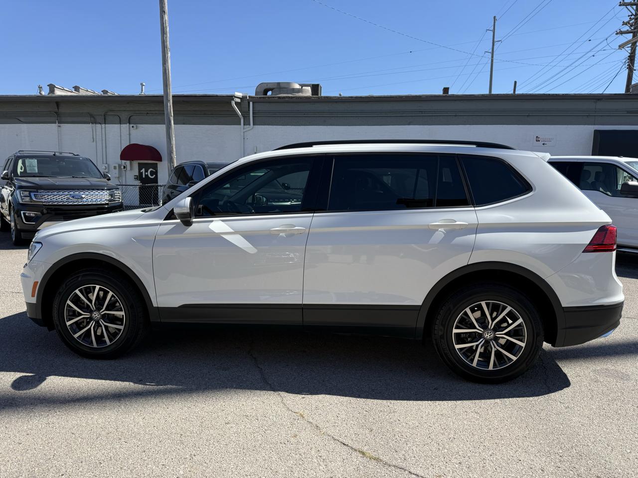 Volkswagen Tiguan S 2021