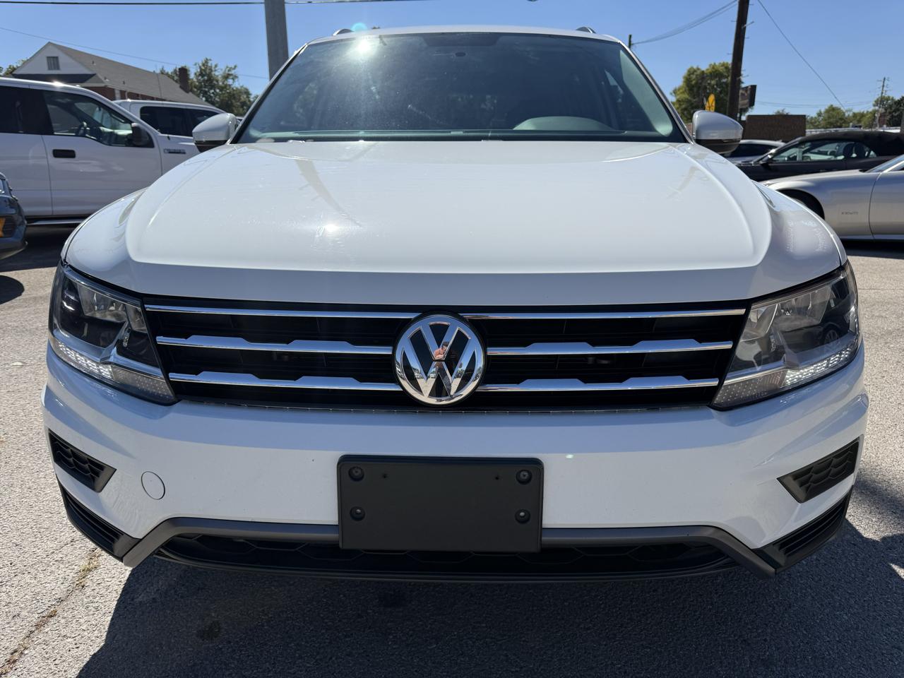 Volkswagen Tiguan S 2021