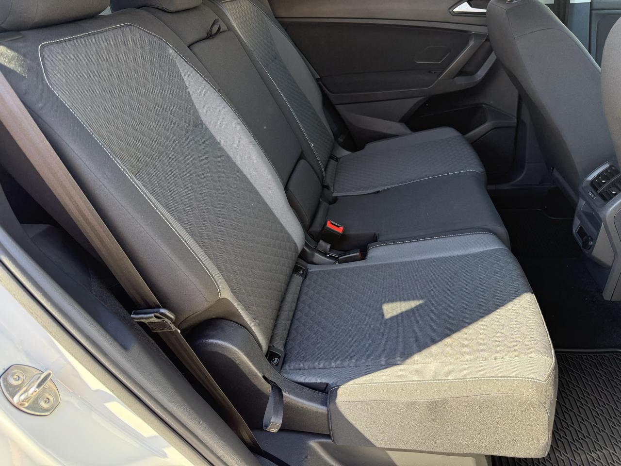Volkswagen Tiguan S 2021