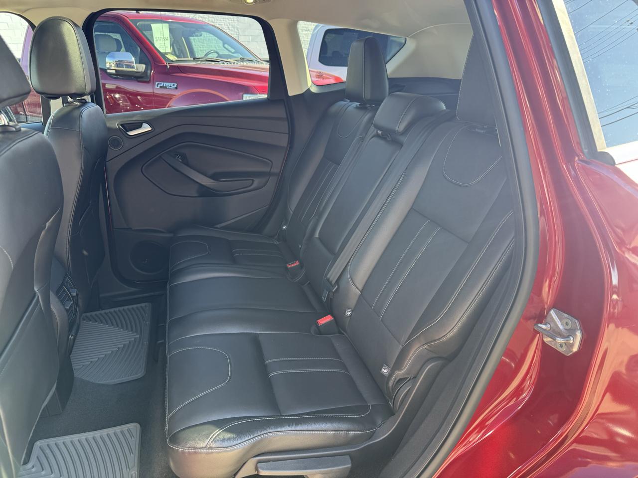 Ford Escape Titanium 4WD 2013
