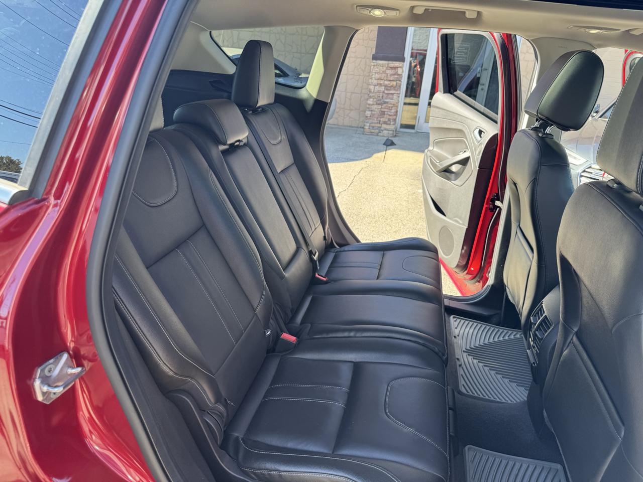 Ford Escape Titanium 4WD 2013