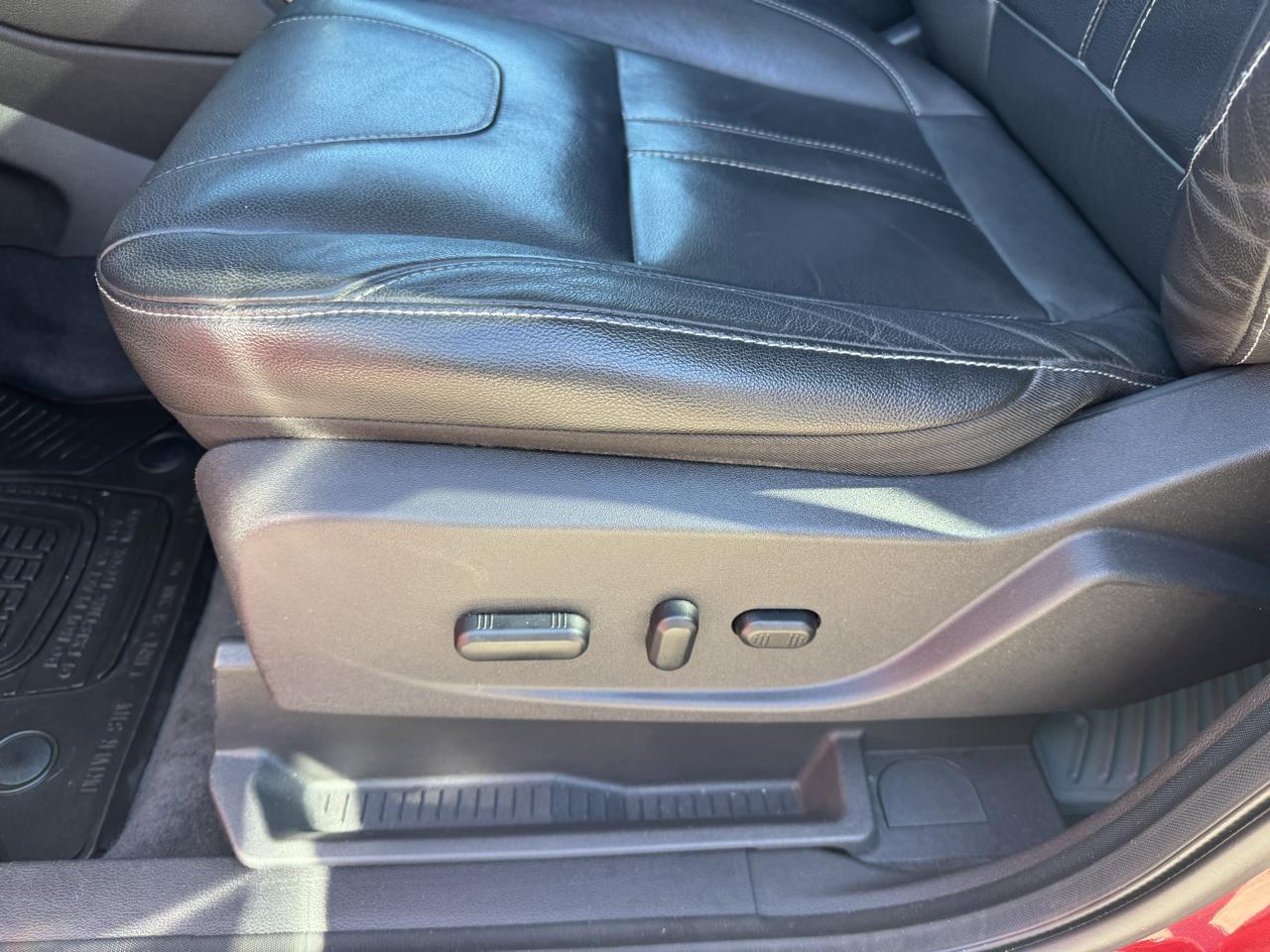 Ford Escape Titanium 4WD 2013
