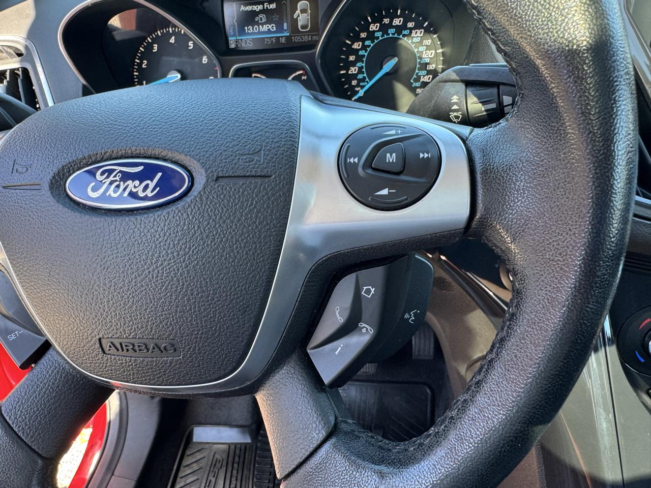 Ford Escape Titanium 4WD 2013
