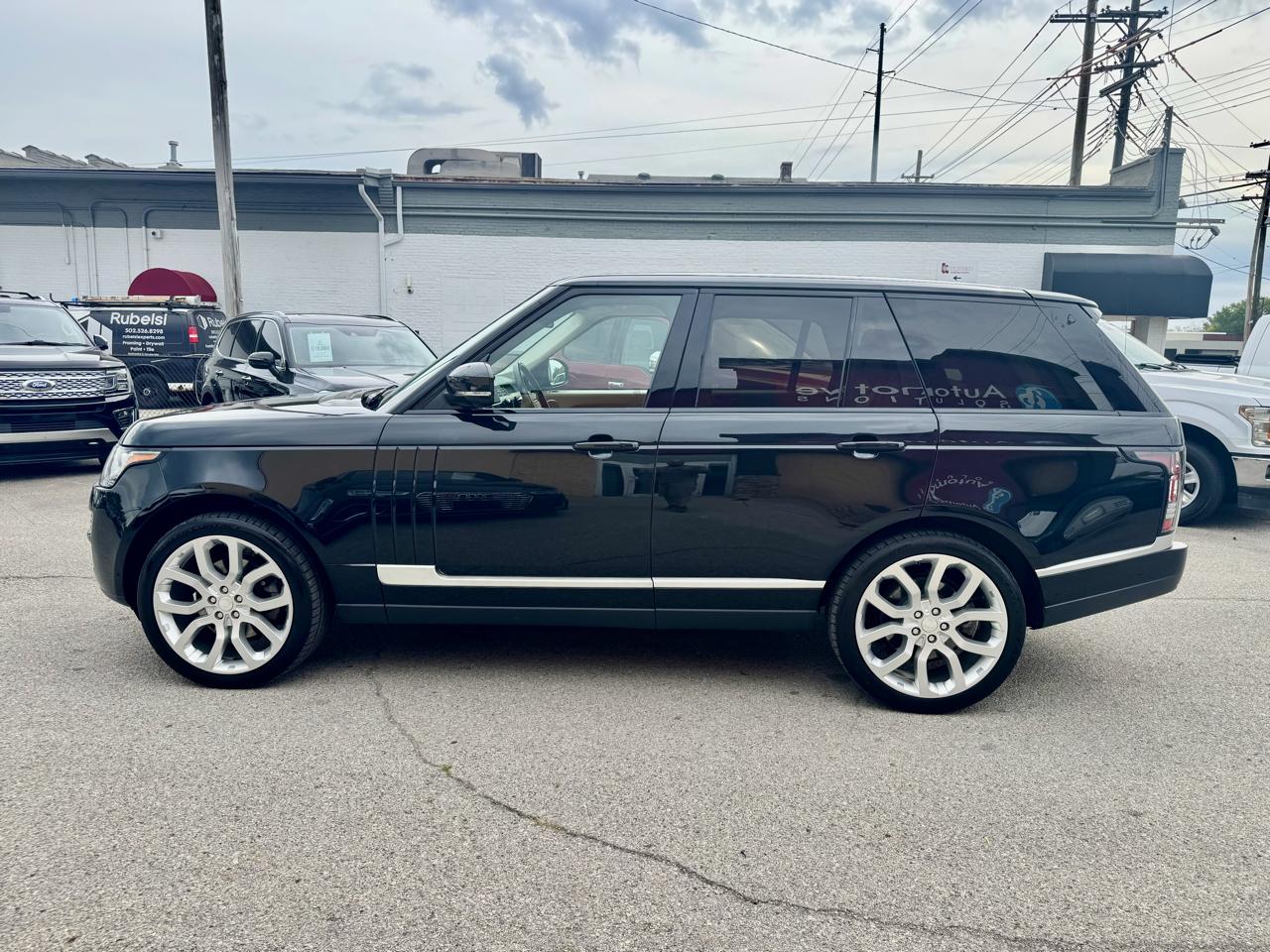 Land Rover Range Rover 3.0L V6 Supercharged HSE 2014