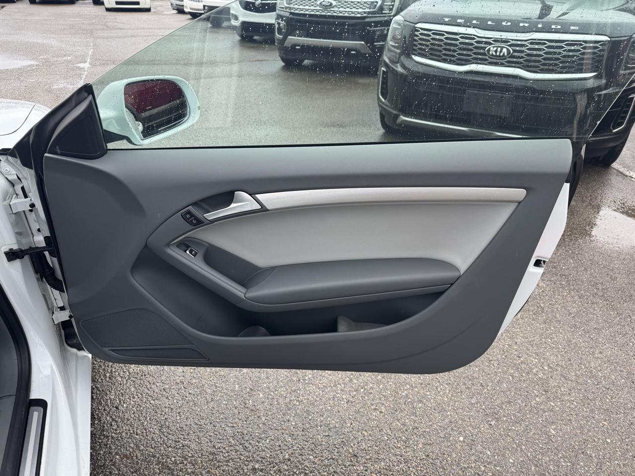 Audi A5 Coupe 2.0T quattro Tiptronic 2013