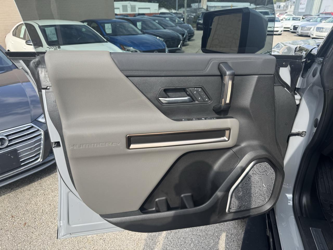 GMC HUMMER EV 2X 2025