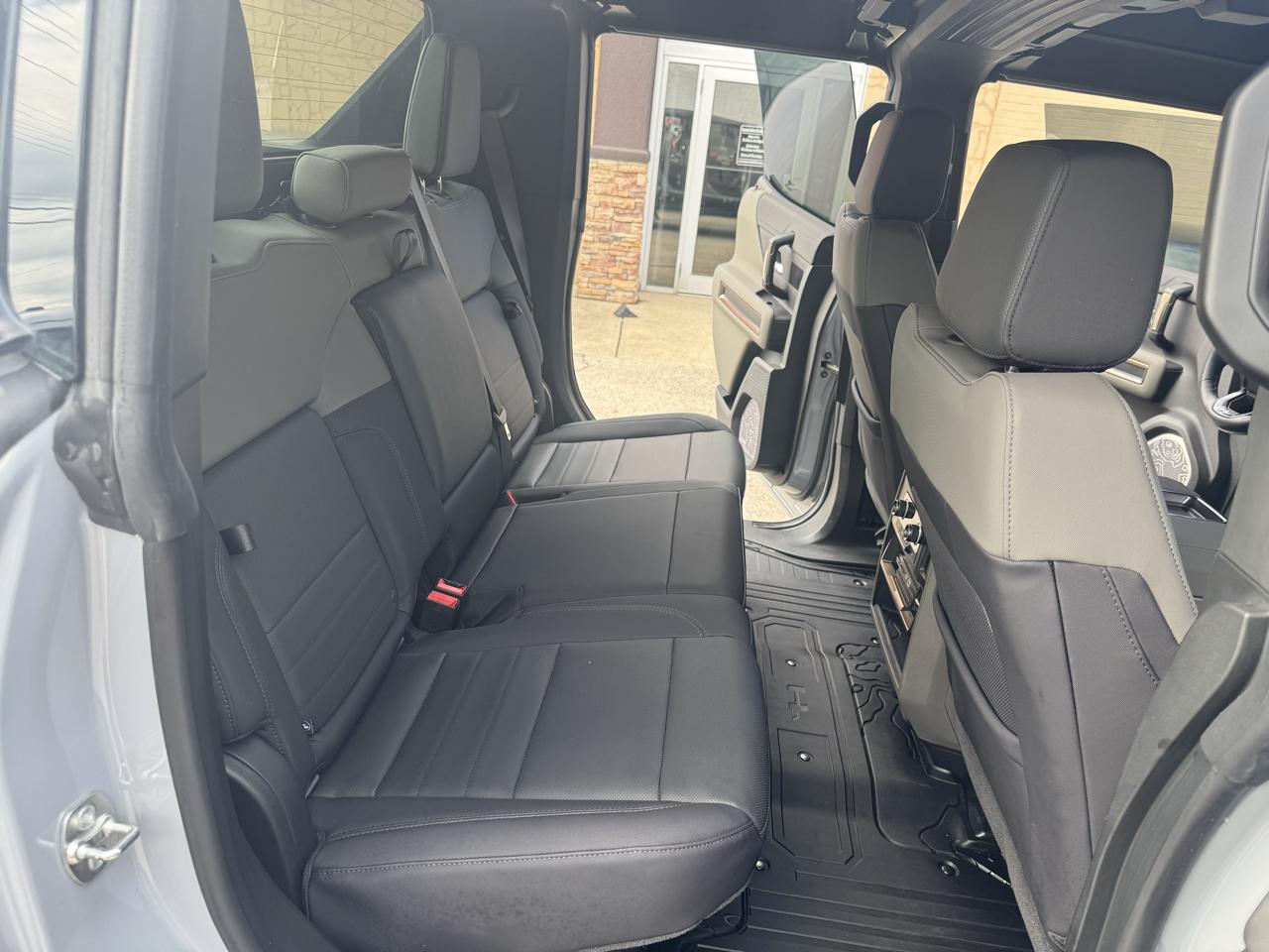 GMC HUMMER EV 2X 2025
