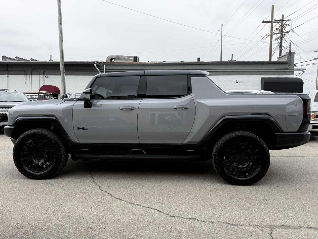 GMC HUMMER EV 2X 2025