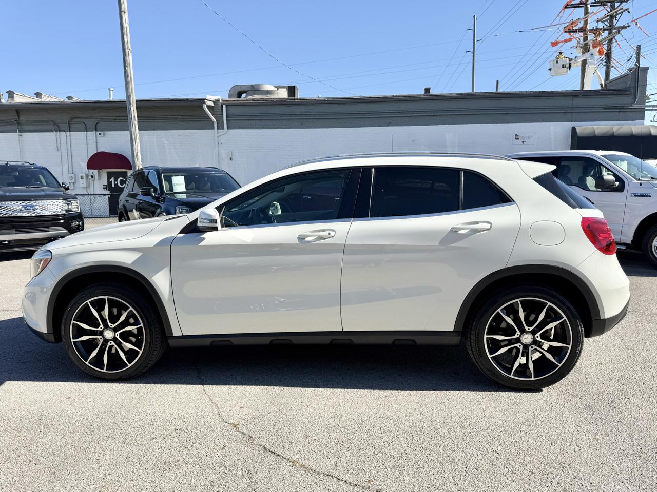 Mercedes-Benz GLA-Class GLA250 2017