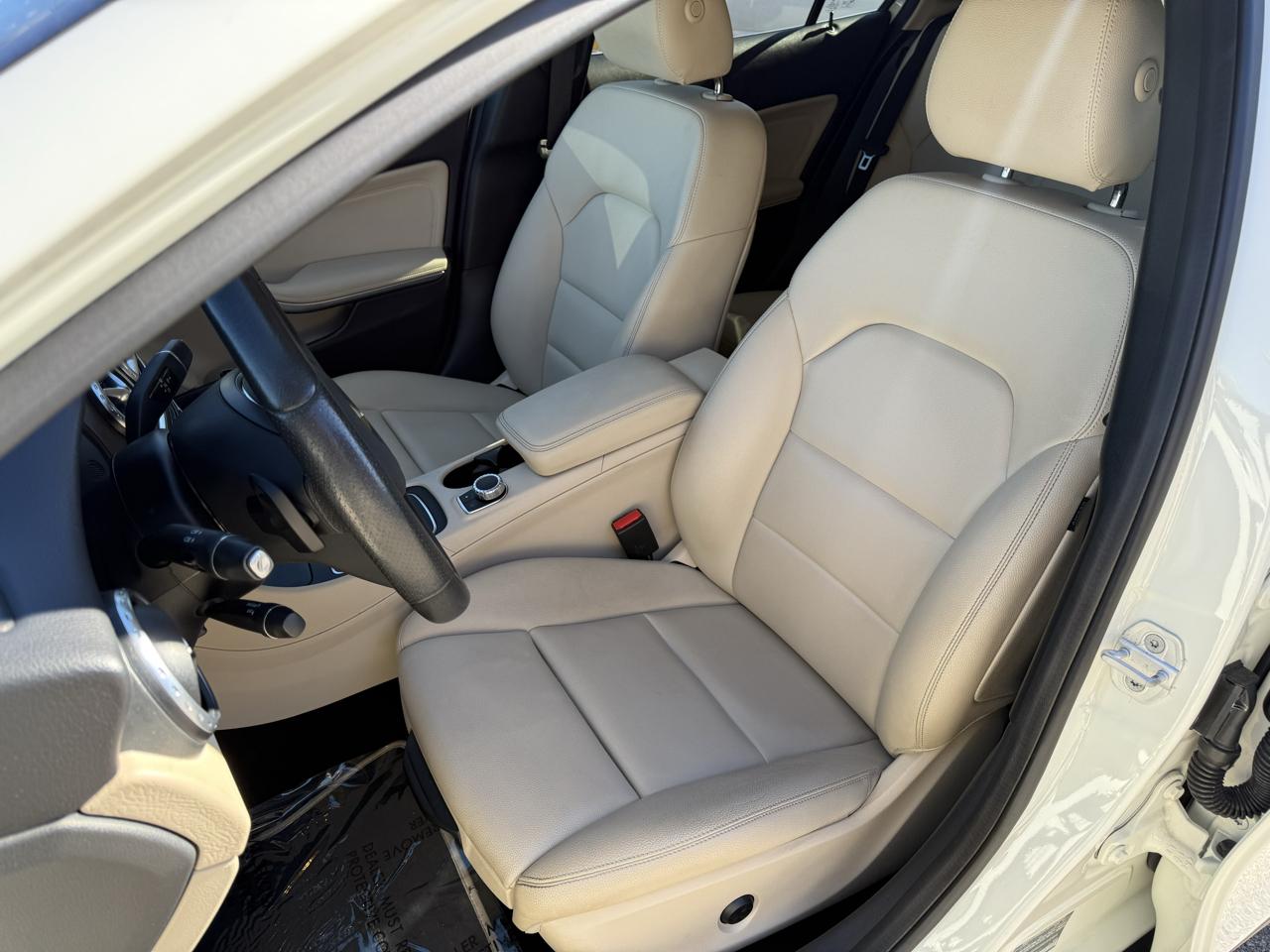 Mercedes-Benz GLA-Class GLA250 2017