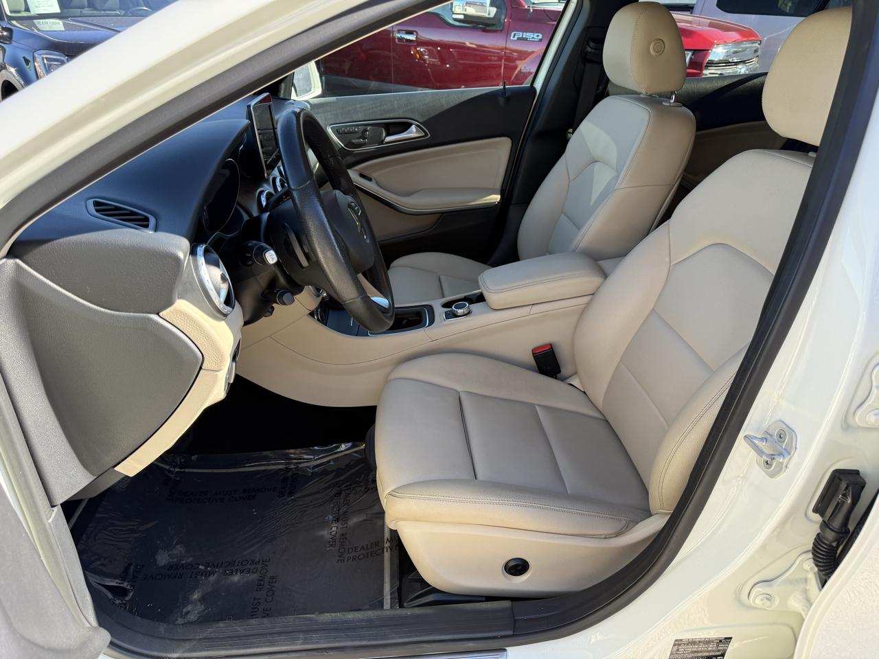 Mercedes-Benz GLA-Class GLA250 2017