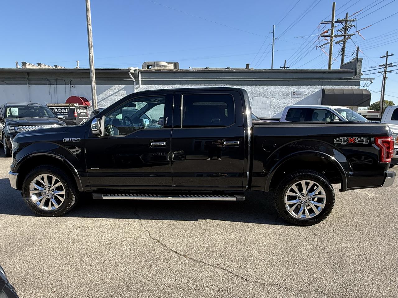 Ford F-150 Lariat SuperCrew 5.5-ft. Bed 4WD 2015