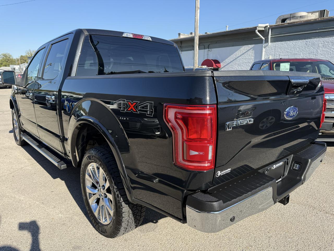 Ford F-150 Lariat SuperCrew 5.5-ft. Bed 4WD 2015