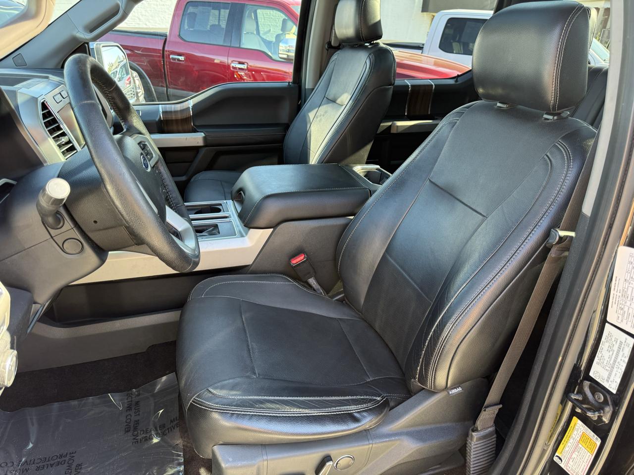 Ford F-150 Lariat SuperCrew 5.5-ft. Bed 4WD 2015