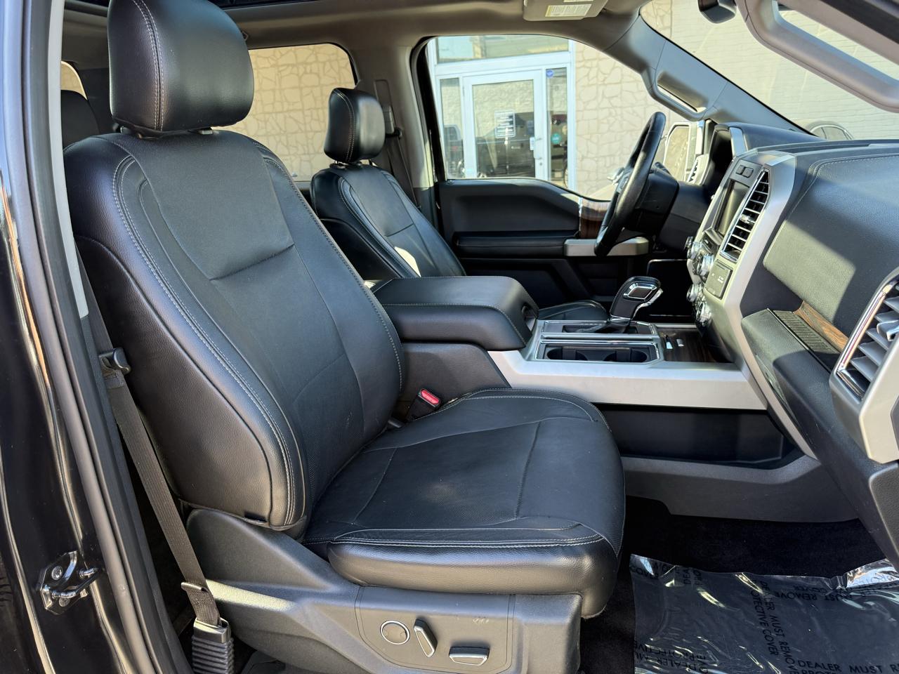 Ford F-150 Lariat SuperCrew 5.5-ft. Bed 4WD 2015