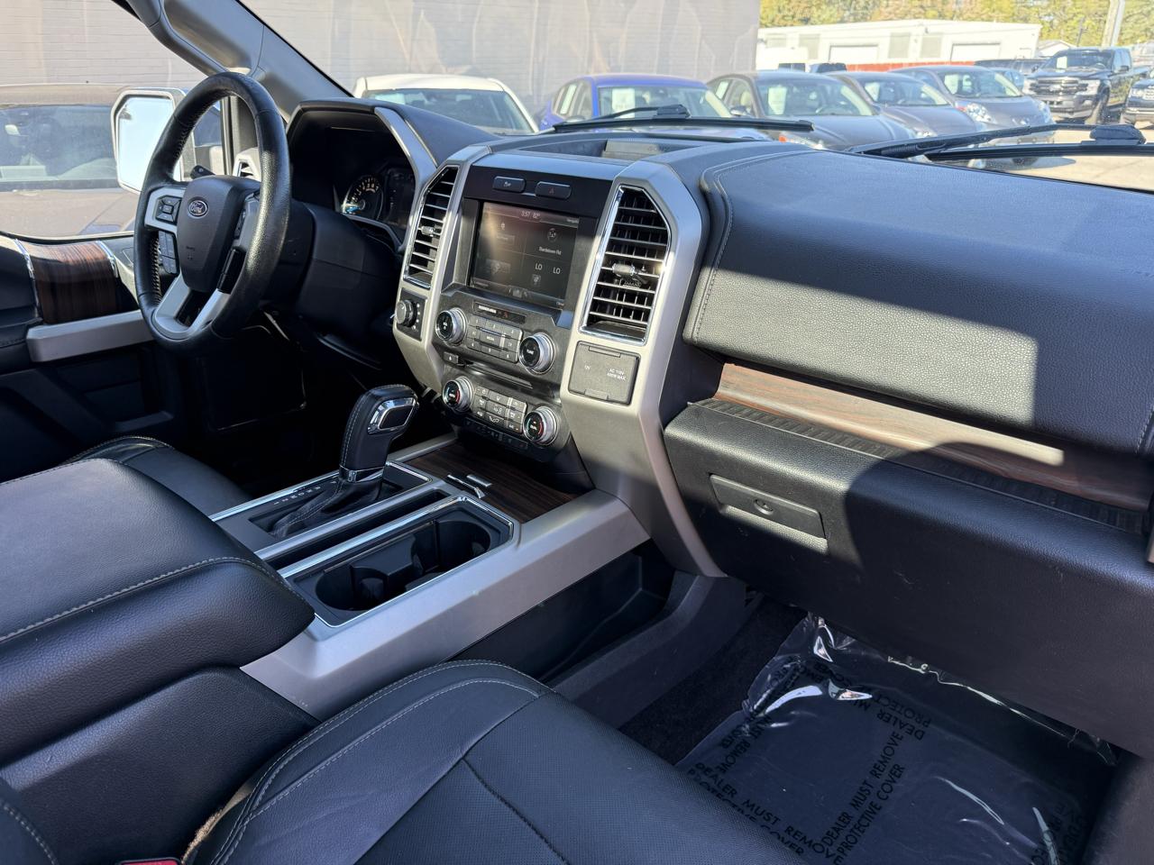Ford F-150 Lariat SuperCrew 5.5-ft. Bed 4WD 2015