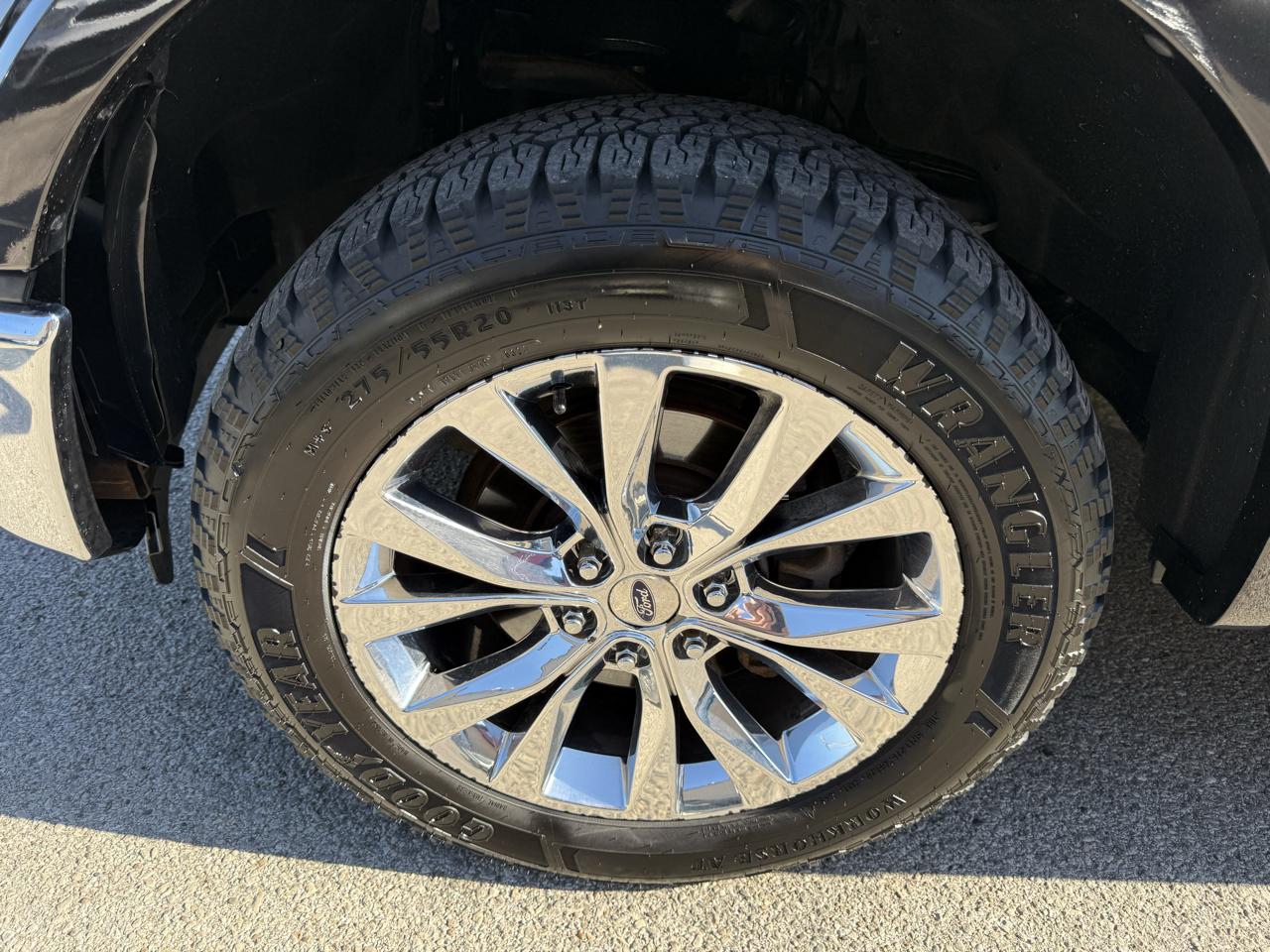 Ford F-150 Lariat SuperCrew 5.5-ft. Bed 4WD 2015