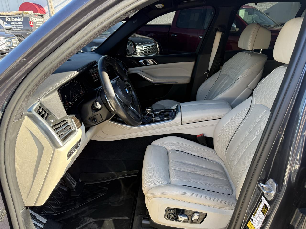 BMW X5 M50i 2021