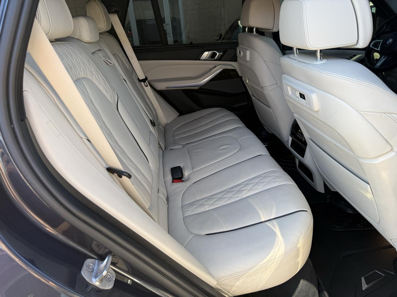 BMW X5 M50i 2021