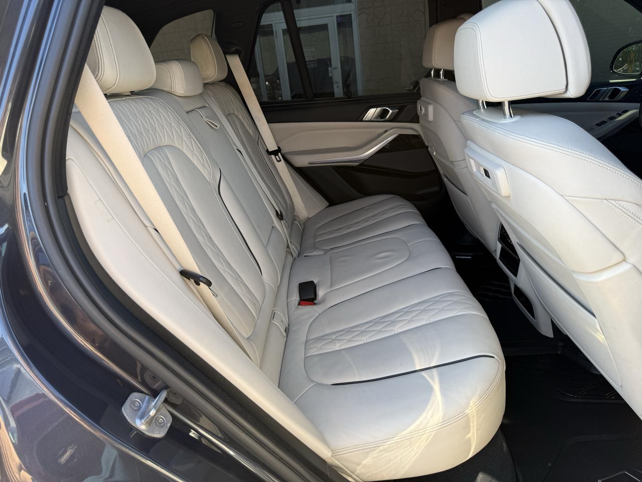 BMW X5 M50i 2021